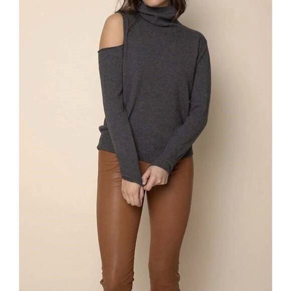 27 Miles Cashmere Sweater Sz S Malibu Devon Cold Shoulder Turtleneck Asymmetric - Picture 1 of 10